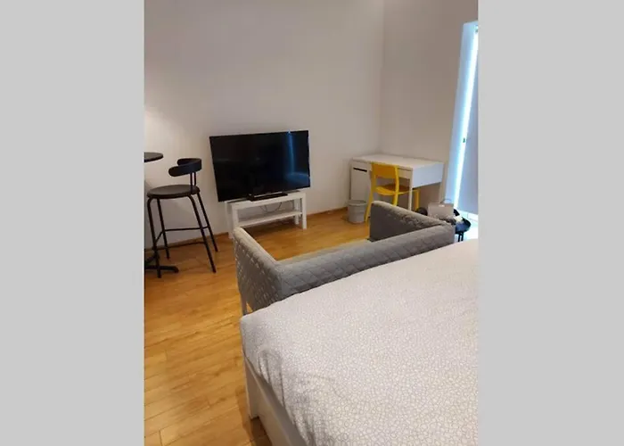 Entire Guest San Giuliano